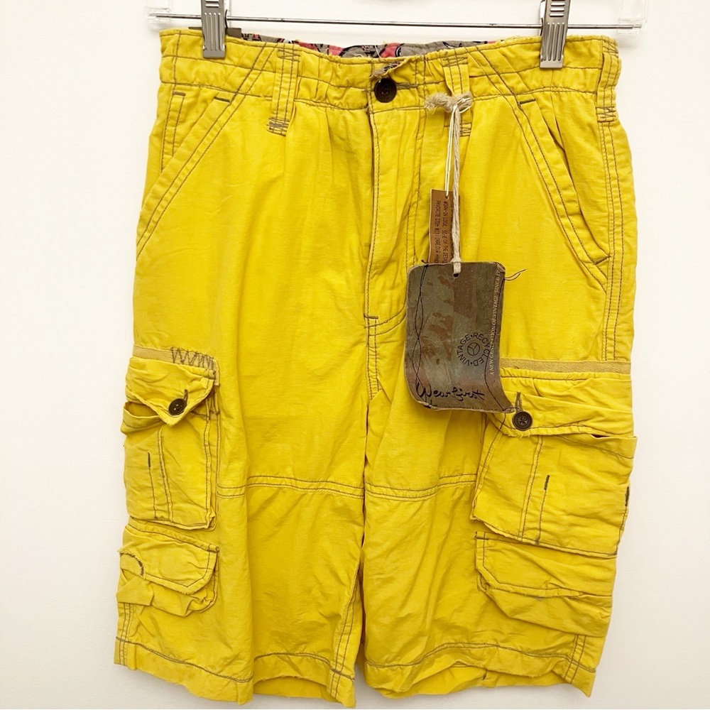 Wearfirst vintage cargo shorts NWT 12y